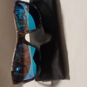 Polarized sunglasses for men camouflage with a draw string bag